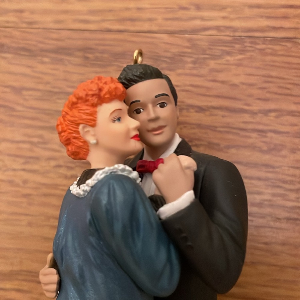 I Love Lucy- 2000 Hallmark Christmas Ornament - Dancing with Desi